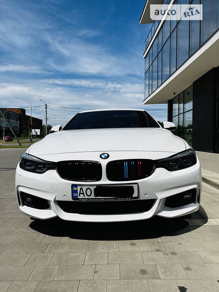 BMW 4 Series 2018  випуску Ужгород з двигуном 2 л бензин седан автомат за 31500 долл. 