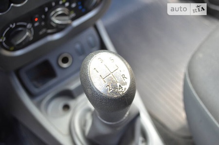 Renault Duster 2013  випуску Одеса з двигуном 0 л дизель позашляховик механіка за 6200 долл. 