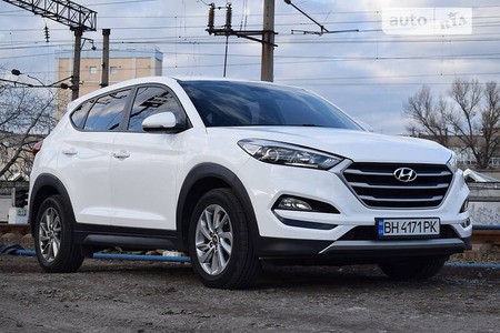 Hyundai Tucson 2017  випуску Київ з двигуном 2 л дизель позашляховик автомат за 22300 долл. 