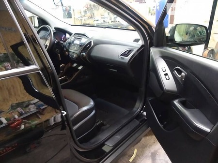 Hyundai Tucson 2015  випуску Дніпро з двигуном 0 л бензин позашляховик автомат за 10800 долл. 