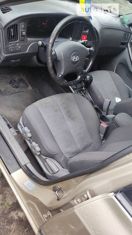 Hyundai Elantra 2005  випуску Київ з двигуном 0 л  седан автомат за 2400 долл. 