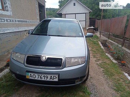 Skoda Fabia 2003  випуску Ужгород з двигуном 1.2 л бензин хэтчбек механіка за 3200 долл. 