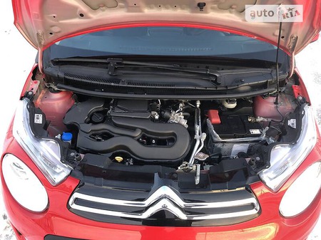 Citroen C1 2018  випуску Ужгород з двигуном 1 л бензин седан автомат за 13500 долл. 