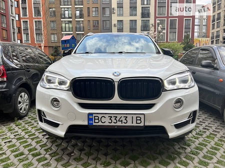 BMW X5 2014  випуску Львів з двигуном 3 л бензин позашляховик автомат за 28900 долл. 