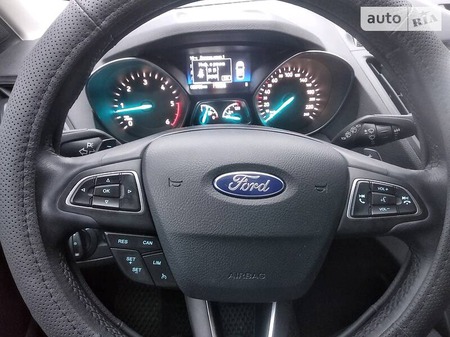 Ford Kuga 2018  випуску Одеса з двигуном 1.5 л дизель позашляховик  за 23500 долл. 