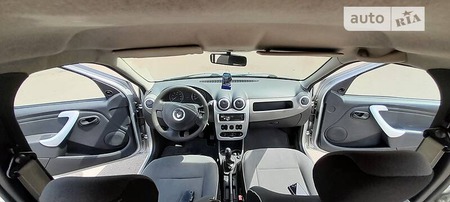 Renault Logan MCV 2012  випуску Київ з двигуном 1.6 л бензин універсал механіка за 5499 долл. 