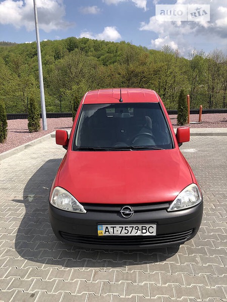 Opel Combo Life 2007  випуску Івано-Франківськ з двигуном 1.3 л дизель мінівен механіка за 6100 долл. 