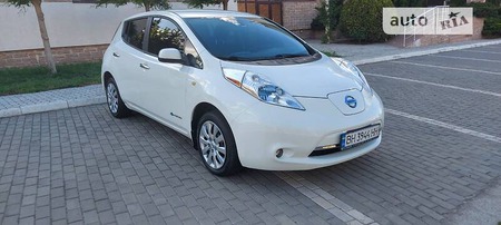 Nissan Leaf 2014  випуску Одеса з двигуном 0 л електро хэтчбек автомат за 12000 долл. 