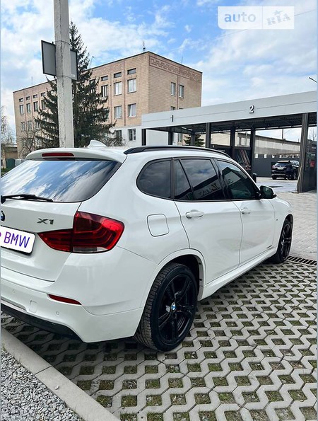 BMW X1 2013  випуску Тернопіль з двигуном 2 л дизель позашляховик автомат за 18400 долл. 