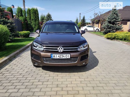 Volkswagen Touareg 2013  випуску Київ з двигуном 3 л дизель позашляховик автомат за 18500 долл. 