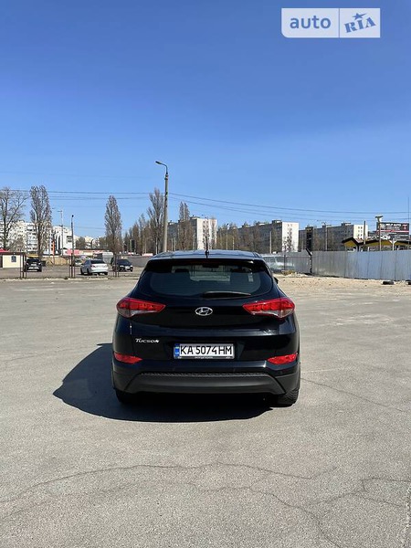 Hyundai Tucson 2018  випуску Київ з двигуном 0 л  позашляховик автомат за 21700 долл. 