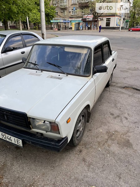 Lada 2107 1997  випуску Запоріжжя з двигуном 1.5 л  седан механіка за 1350 долл. 