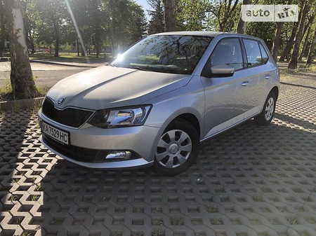 Skoda Fabia 2017  випуску Ужгород з двигуном 1.2 л бензин хэтчбек механіка за 7900 долл. 