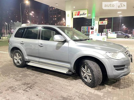 Volkswagen Touareg 2007  випуску Київ з двигуном 3.6 л бензин позашляховик автомат за 10700 долл. 