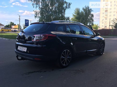 Renault Megane 2012  випуску Київ з двигуном 0 л дизель універсал механіка за 9600 долл. 