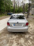Volkswagen Polo 2012 Киев 1.6 л  седан механика к.п.