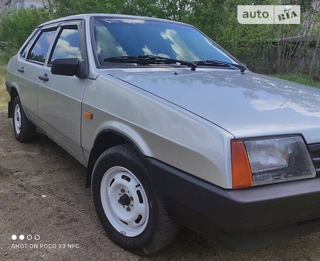 Lada 21099 2002  випуску Запоріжжя з двигуном 1.5 л  седан механіка за 2500 долл. 