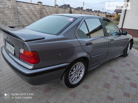 BMW 316 1993  випуску Луцьк з двигуном 0 л бензин седан автомат за 3000 долл. 