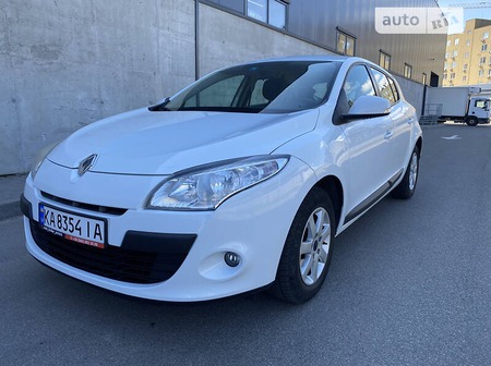 Renault Megane 2009  випуску Київ з двигуном 1.6 л бензин хэтчбек механіка за 6750 долл. 