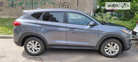 Hyundai Tucson 2020  випуску Київ з двигуном 0 л  позашляховик автомат за 23000 долл. 