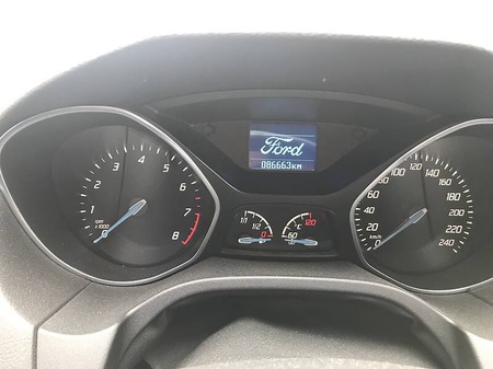 Ford Focus 2013  випуску Черкаси з двигуном 0 л бензин хэтчбек механіка за 7400 долл. 