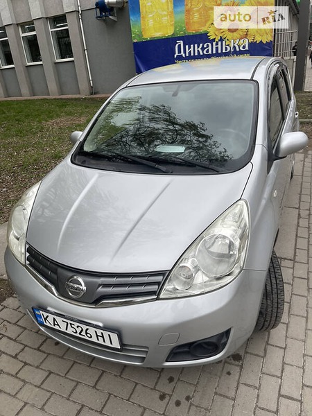 Nissan Note 2012  випуску Вінниця з двигуном 1.5 л бензин хэтчбек автомат за 6200 долл. 