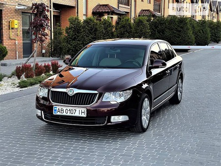 Skoda Superb 2009  випуску Вінниця з двигуном 1.8 л бензин седан автомат за 9700 долл. 
