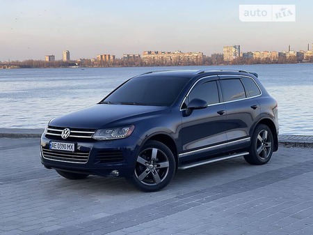 Volkswagen Touareg 2013  випуску Дніпро з двигуном 0 л дизель позашляховик автомат за 24999 долл. 