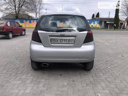 Chevrolet Aveo 2006  випуску Хмельницький з двигуном 1.5 л бензин хэтчбек механіка за 1900 долл. 