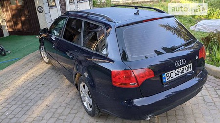 Audi A4 Limousine 2007  випуску Львів з двигуном 2 л дизель універсал механіка за 5700 долл. 