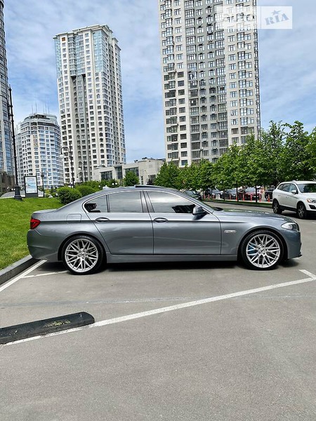 BMW 528 2011  випуску Київ з двигуном 0 л бензин седан автомат за 21800 долл. 