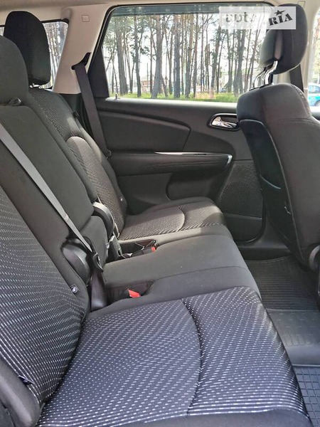 Dodge Journey 2015  випуску Кропивницький з двигуном 3.6 л  універсал автомат за 15600 долл. 