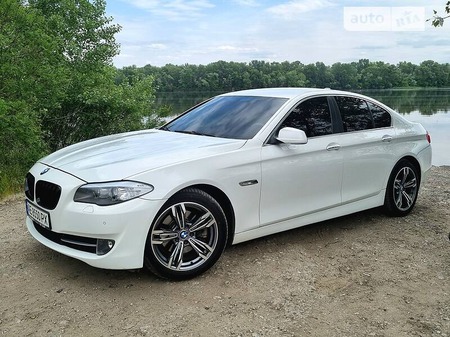 BMW 523 2010  випуску Дніпро з двигуном 2.5 л бензин седан автомат за 14900 долл. 