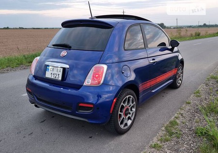 Fiat 500 2012  випуску Львів з двигуном 1.4 л бензин купе автомат за 7500 долл. 