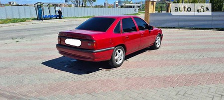 Opel Vectra 1994  випуску Вінниця з двигуном 1.8 л  седан механіка за 2700 долл. 
