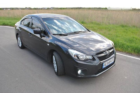 Subaru Impreza 2013  випуску Дніпро з двигуном 2 л  седан автомат за 9899 долл. 