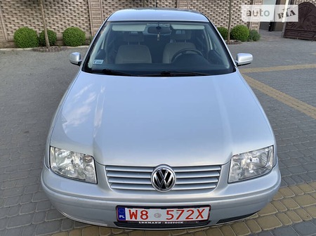 Volkswagen Bora 1999  випуску Вінниця з двигуном 2 л бензин седан автомат за 3500 долл. 
