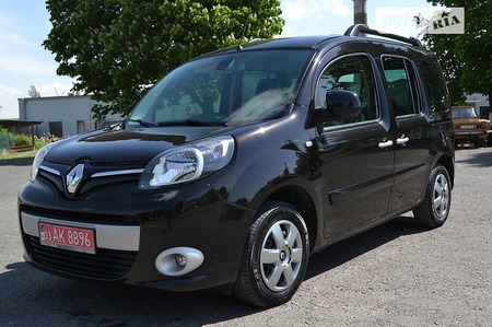 Renault Kangoo 2013  випуску Рівне з двигуном 1.5 л дизель мінівен механіка за 9800 долл. 
