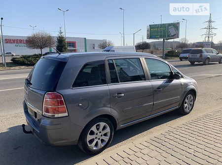 Opel Zafira Tourer 2007  випуску Ужгород з двигуном 0 л дизель мінівен механіка за 6450 долл. 