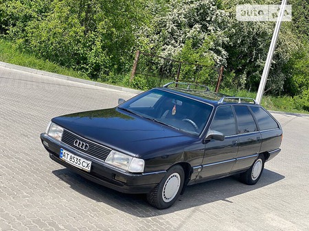 Audi 100 1990  випуску Івано-Франківськ з двигуном 1.8 л бензин універсал механіка за 2400 долл. 