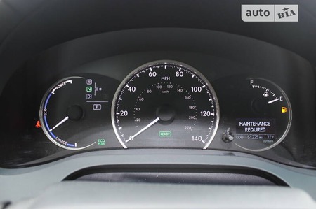Lexus CT 200h 2015  випуску Львів з двигуном 0 л гібрид хэтчбек автомат за 16900 долл. 