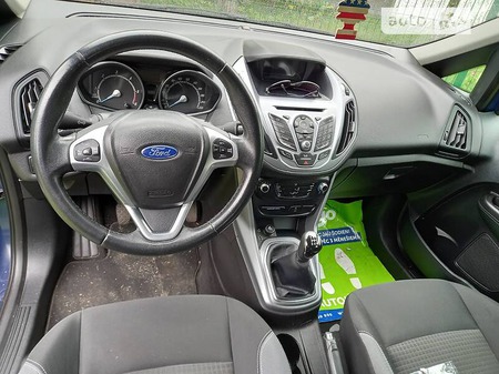 Ford B-Max 2015  випуску Чернігів з двигуном 1.6 л дизель універсал механіка за 8500 долл. 