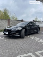 Tesla S 03.06.2022