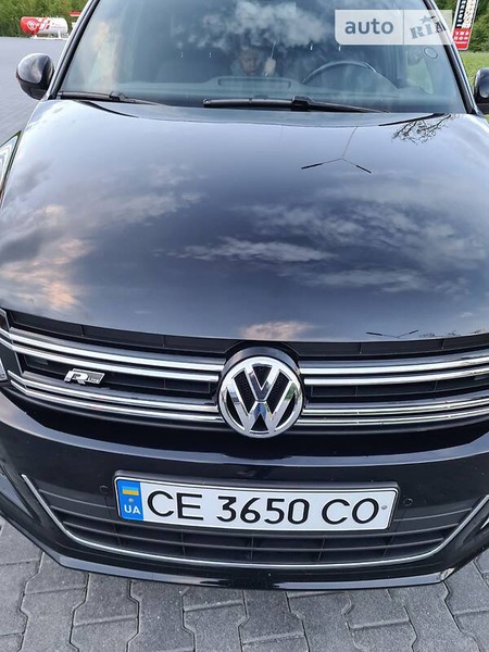 Volkswagen Tiguan 2014  випуску Чернівці з двигуном 0 л дизель універсал автомат за 19000 долл. 