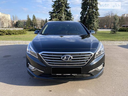 Hyundai Sonata 2015  випуску Полтава з двигуном 2 л газ седан автомат за 10500 долл. 