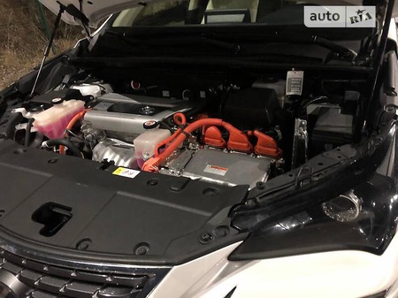 Lexus NX 300h 2018  випуску Київ з двигуном 0 л гібрид позашляховик автомат за 45200 долл. 