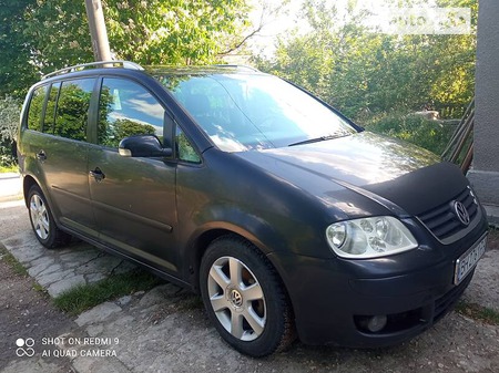 Volkswagen Touran 2003  випуску Одеса з двигуном 1.9 л дизель мінівен механіка за 4900 долл. 