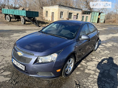 Chevrolet Cruze 2012  випуску Житомир з двигуном 1.4 л бензин седан автомат за 6800 долл. 