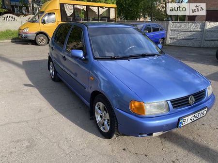 Volkswagen Polo 1996  випуску Полтава з двигуном 1.4 л  хэтчбек механіка за 3300 долл. 