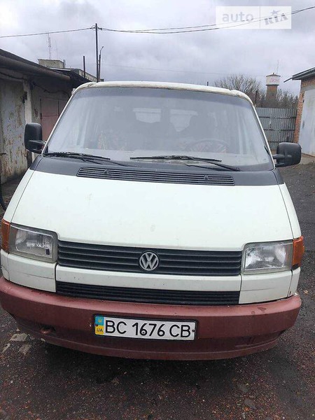 Volkswagen Transporter 1994  випуску Львів з двигуном 0 л  універсал  за 3200 долл. 
